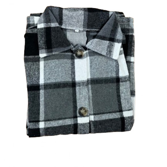 Black and White Checkered Flannel Oversized Shacket - Picture 3 of 3